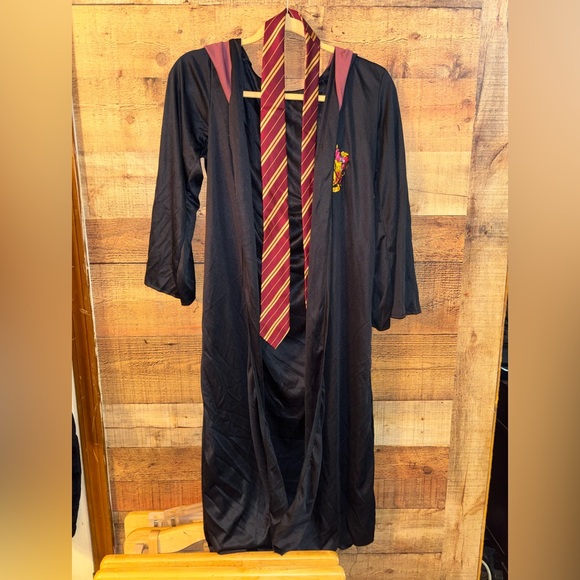 Wizarding World Of Harry Potter Other - Harry Potter Gryffindor Costume